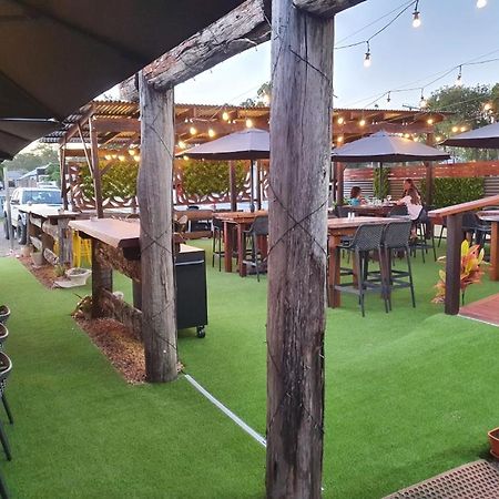 Exchange Hotel Toogoolawah Exterior foto